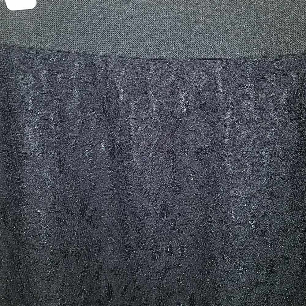 Black Lace Alfani Skirt - Picture 2 of 4